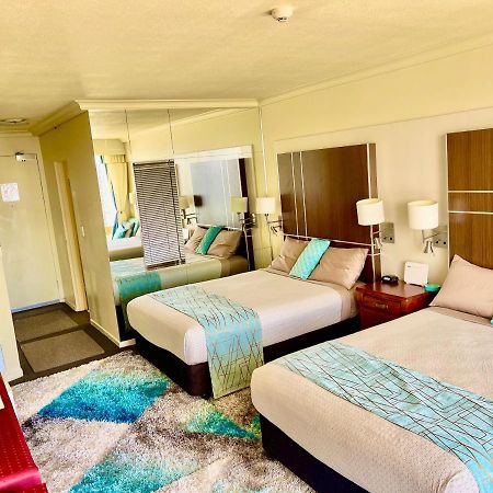 High Floor Ocean View At Surfers Paradise - Hotel Studio Голд-Кост Екстер'єр фото