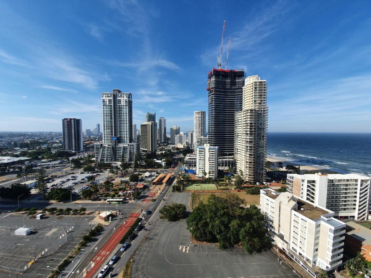 High Floor Ocean View At Surfers Paradise - Hotel Studio Голд-Кост Екстер'єр фото